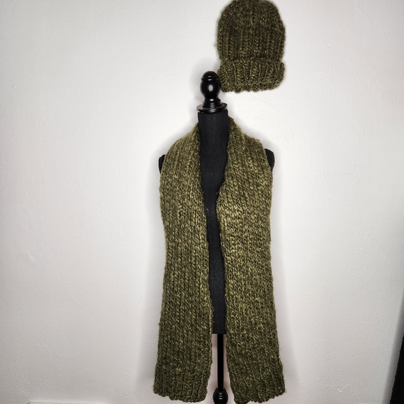 Lucky Brand Knit Sage Woven Crochet Scarf and Beanie - Picture 7 of 16